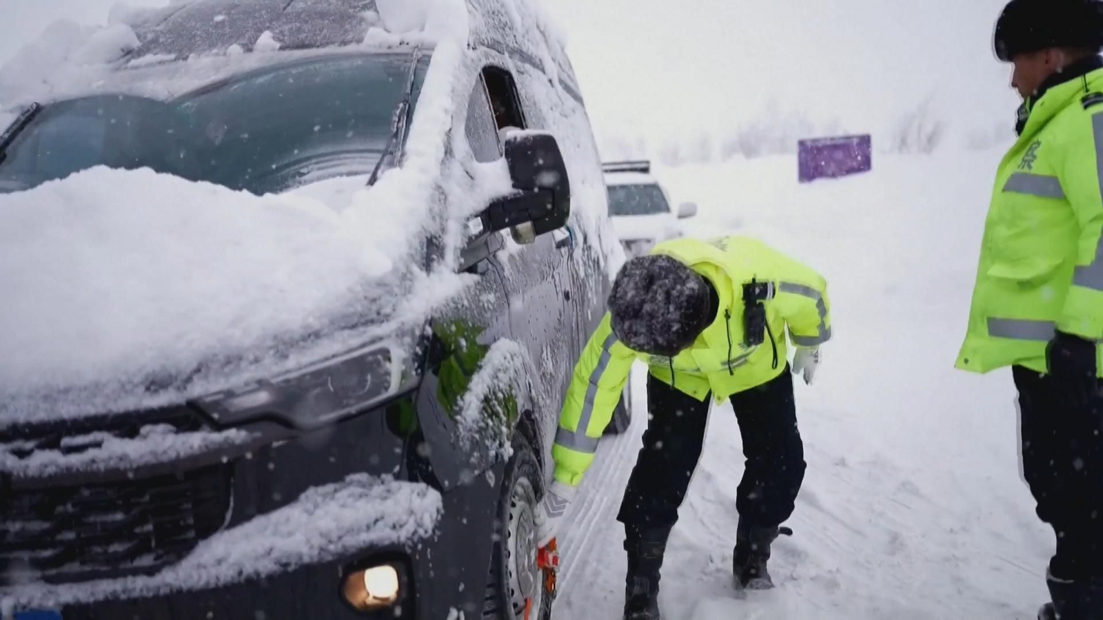 Caos circulatorio en el noroeste de China a consecuencias de las intensas nevadas Caos circulatorio en el noroeste de China a consecuencias de las intensas nevadas