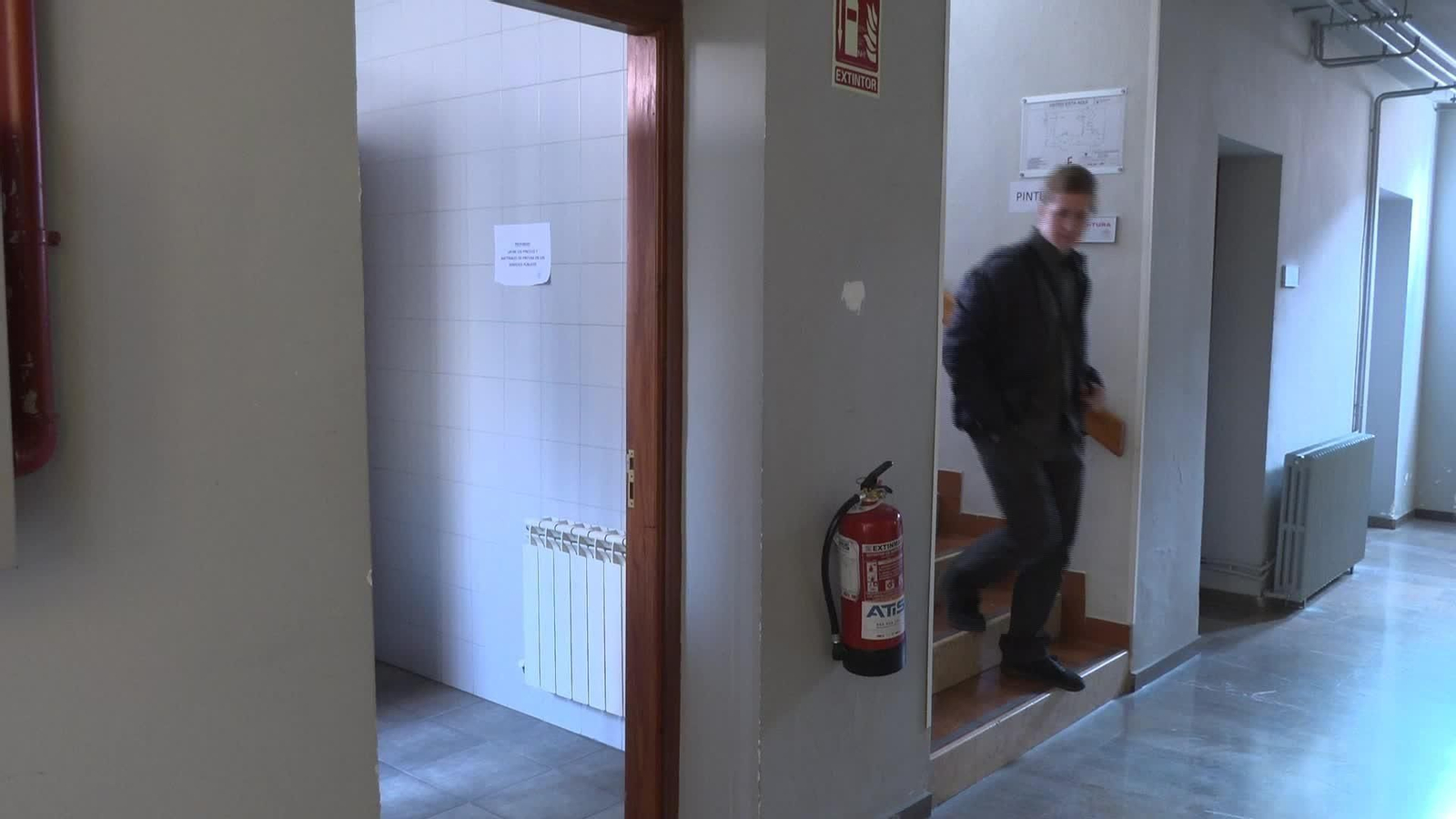 V043-GRANADA VESTUARIOS MIXTOS