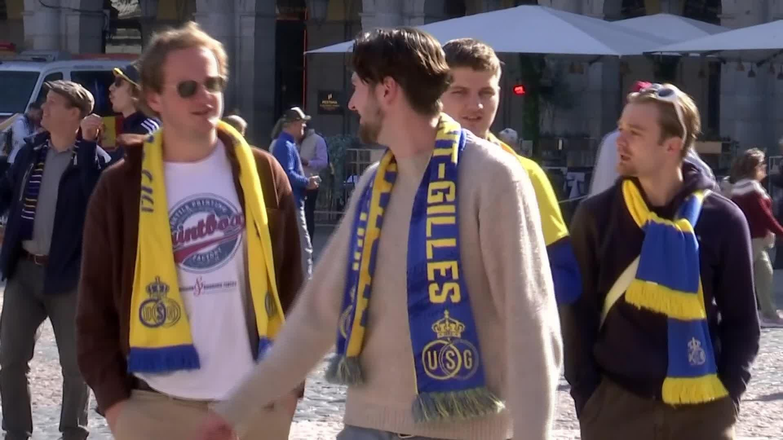 M054-MADRID AMBIENTE AFICIONADOS ATLETICO VS USG