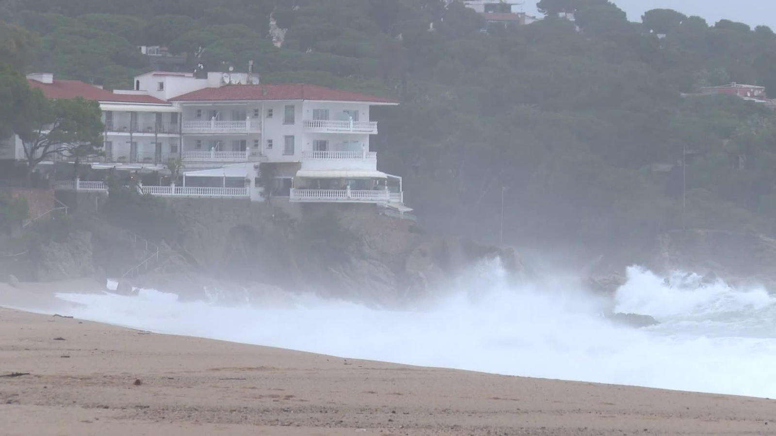 V033-EDI CATALUÑA MAL TIEMPO