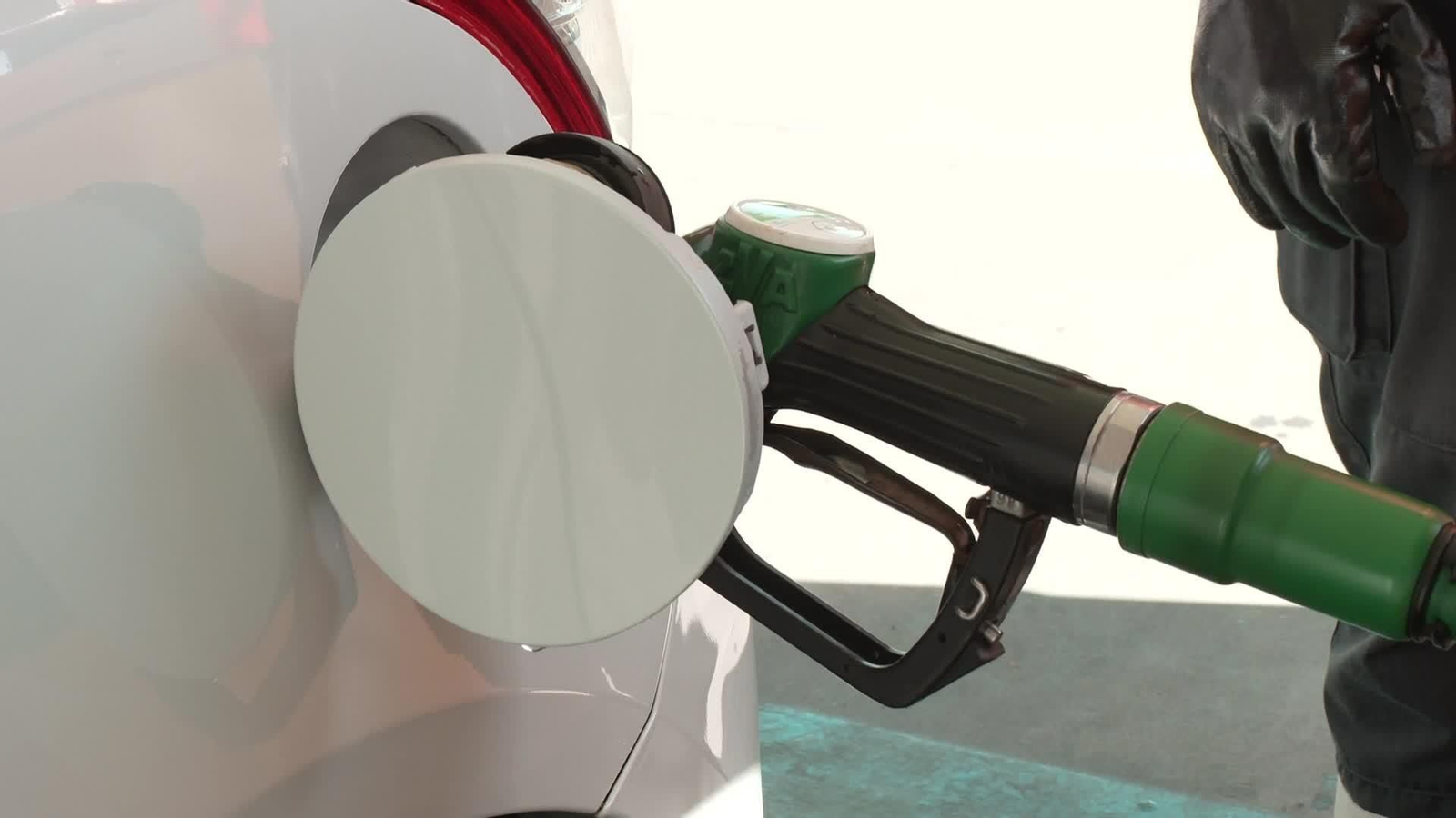 X061-SEVILLA SE MANTIENEN BONIFICACIONES GASOLINA