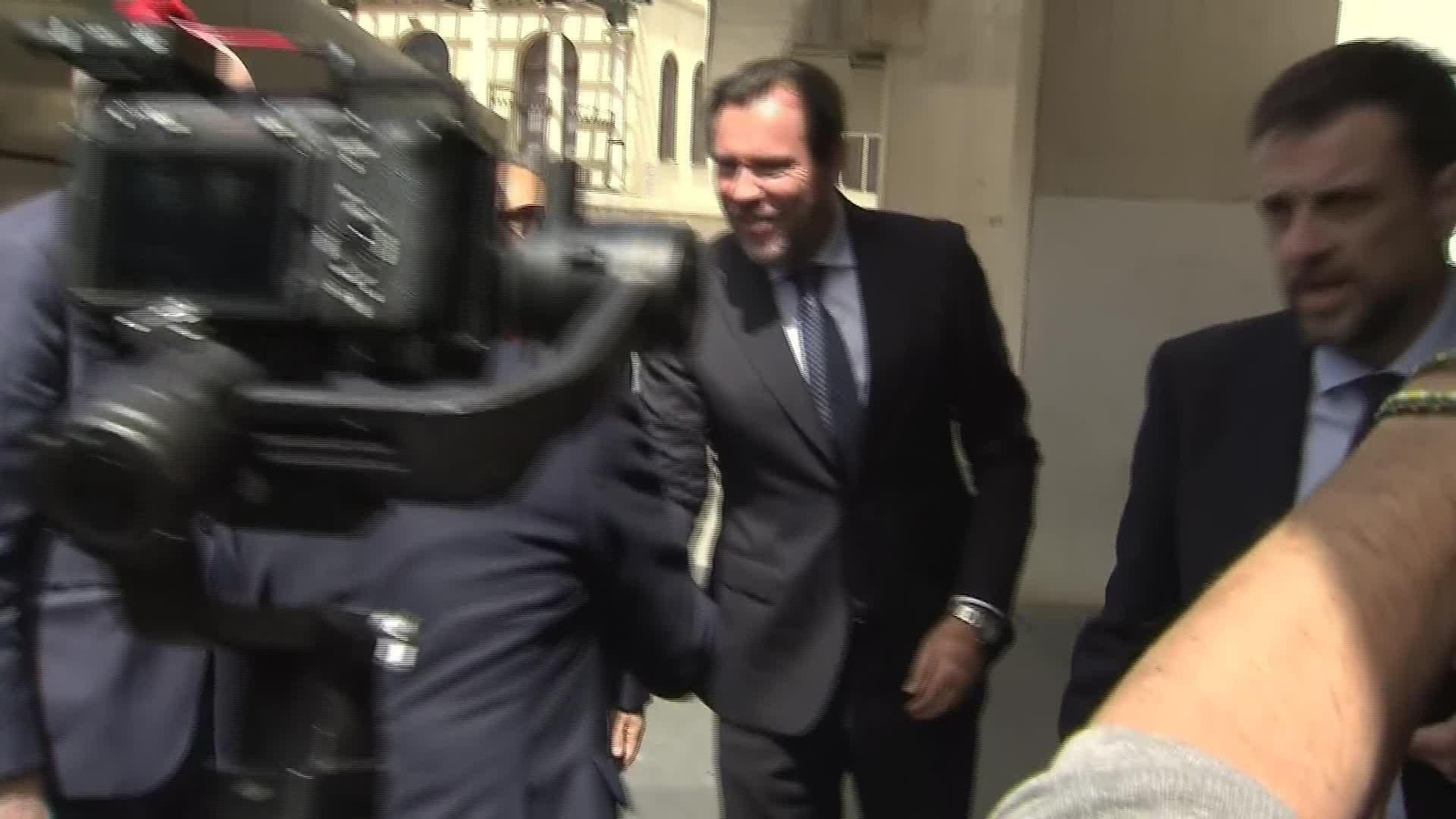 V029-ALICANTE OSCAR PUENTE CLAUSURA CONGRESO