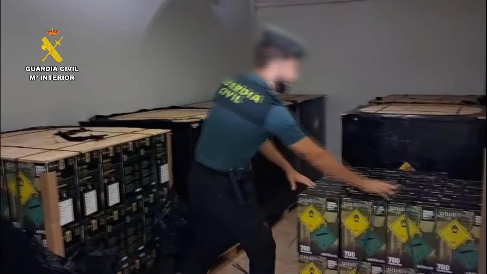 V058-IMAGENES GUARDIA CIVIL INCAUTACION GAS RISA IBIZA