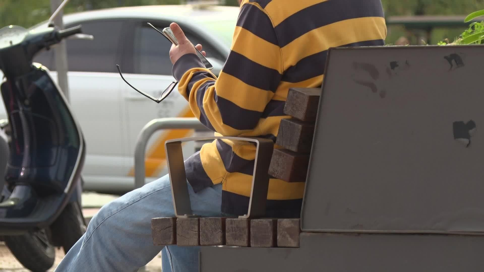 X057-SEVILLA MOVIL SUPLANTA AL ORDENADOR