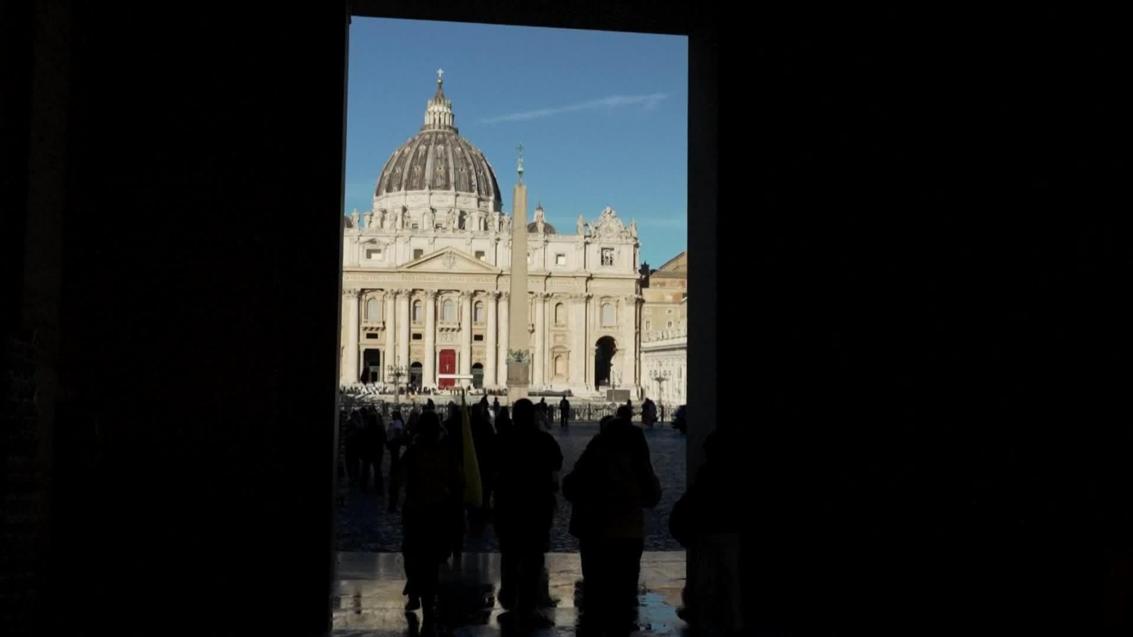 X070-VATICANO PEREGRINOS SOBRE LA SALUD DEL PAPA