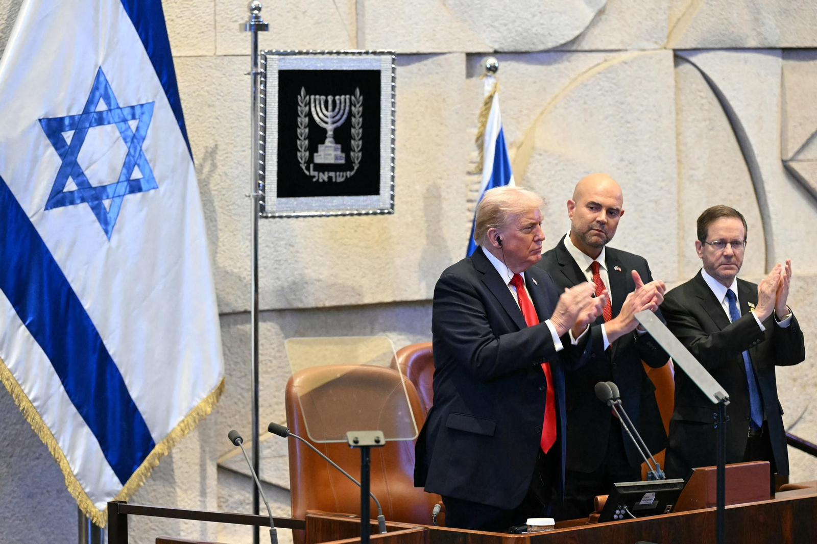 Trump recibe la ovación del Parlamento israelí