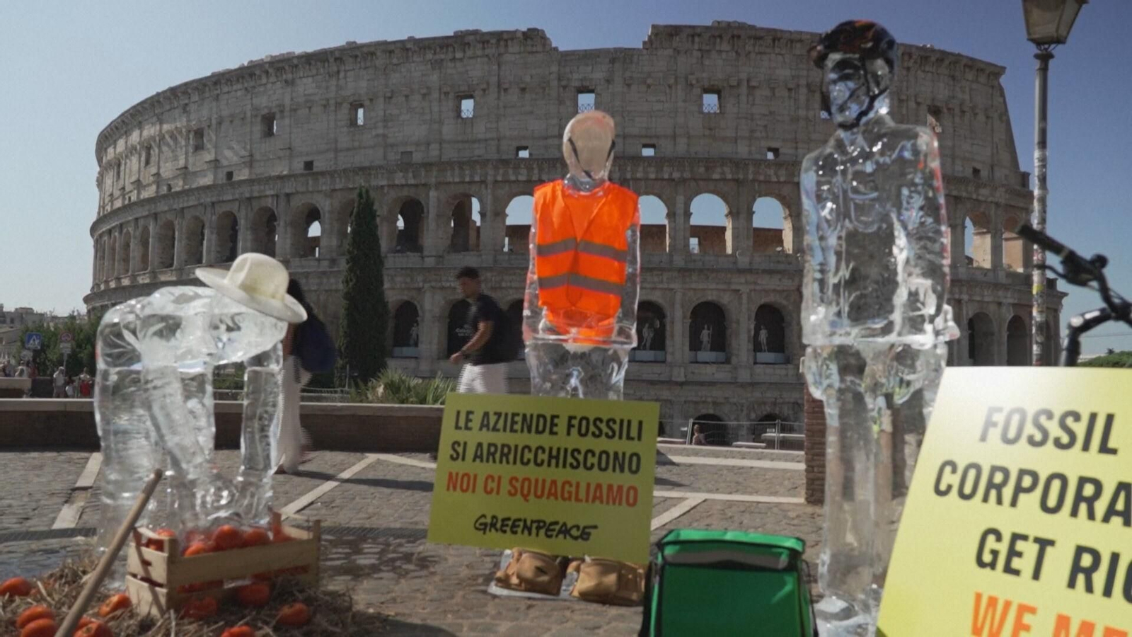 Greenpeace protesta en Roma