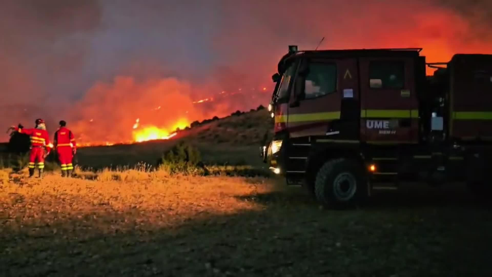 S014-IMAGENES UME INCENDIO CUEVAS DE CAÑART