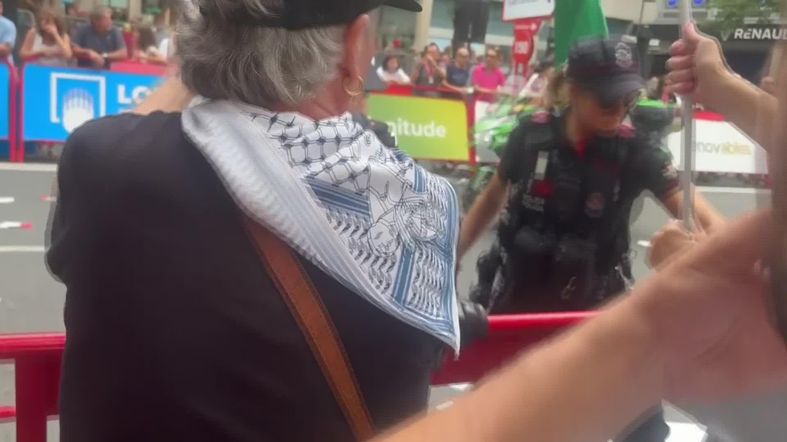 X073-BILBAO PROTESTA ISRAEL VUELTA ESPAÑA