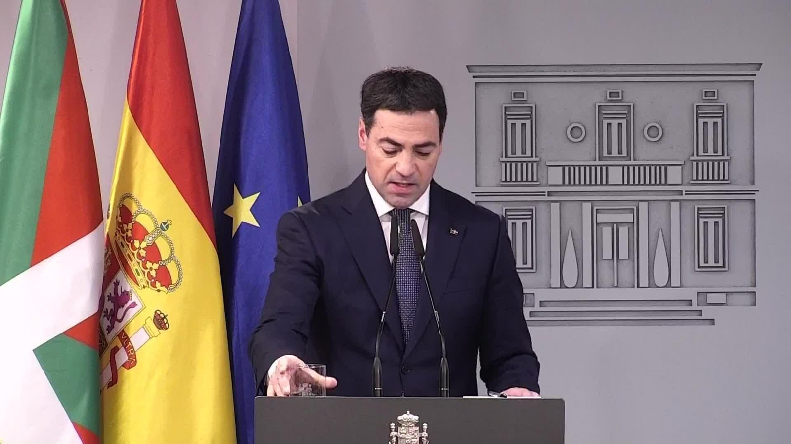 M022-MONCLOA RP LEHENDAKARI PRADALES