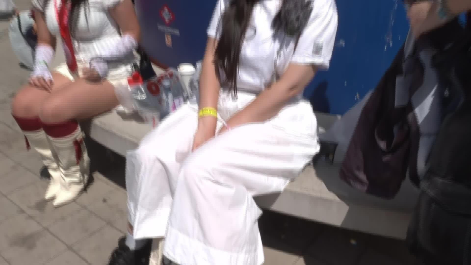 V042-MADRID AMBIENTE PREVIO CONCIERTO BTS