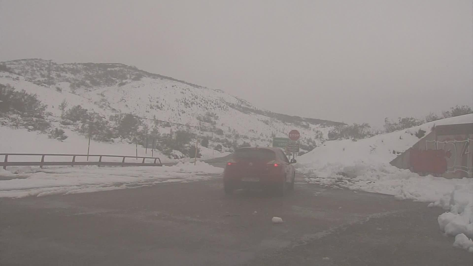 V054-VARIOS NIEVE Y MAL TIEMPO EN MAYO