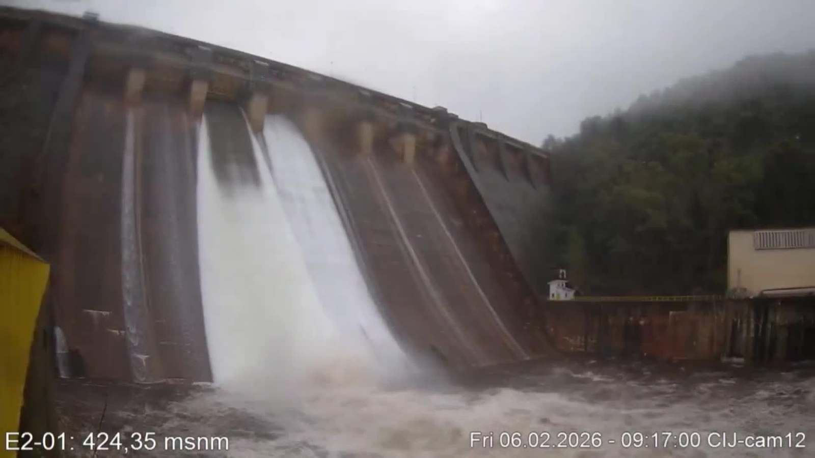 web presas desaguando