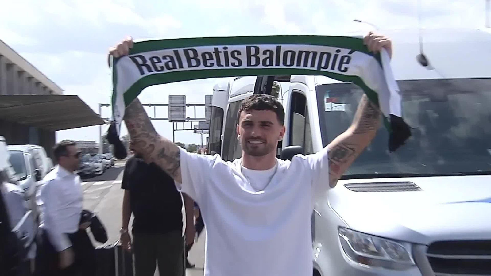 va llegada troy parrot betis