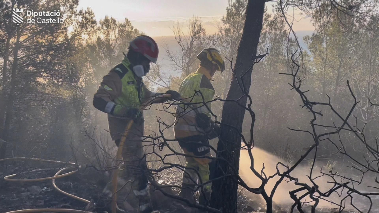 Incendio de vegetación declarado en la zona de la ermita de Santa Llúcia, en Alcossebre