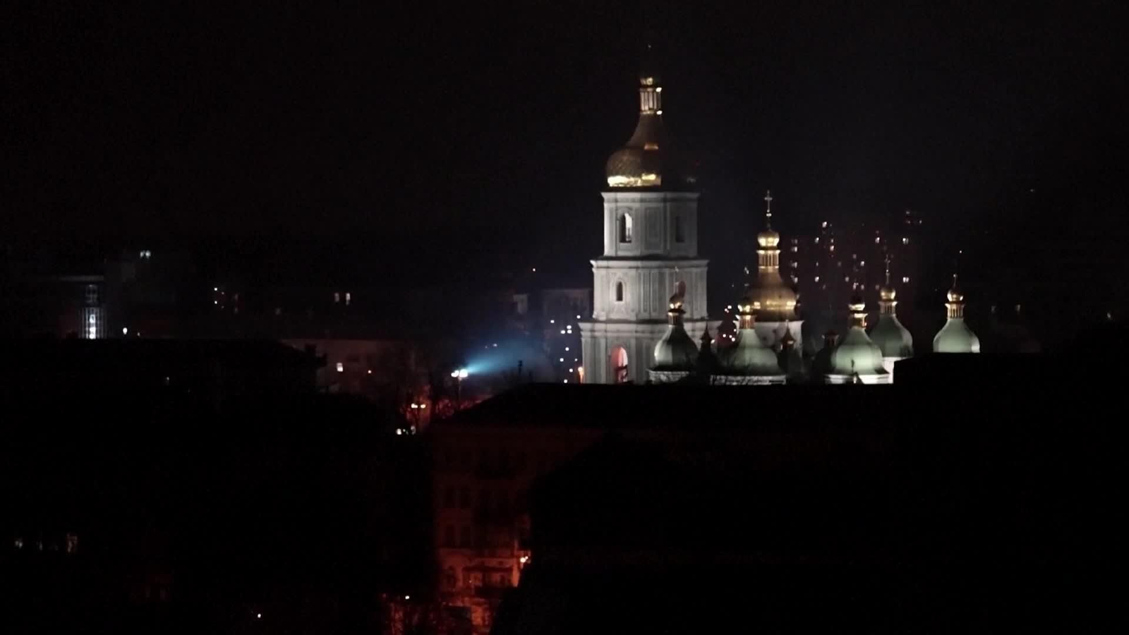 V004-UCRANIA BOMBARDEOS SOBRE KIEV