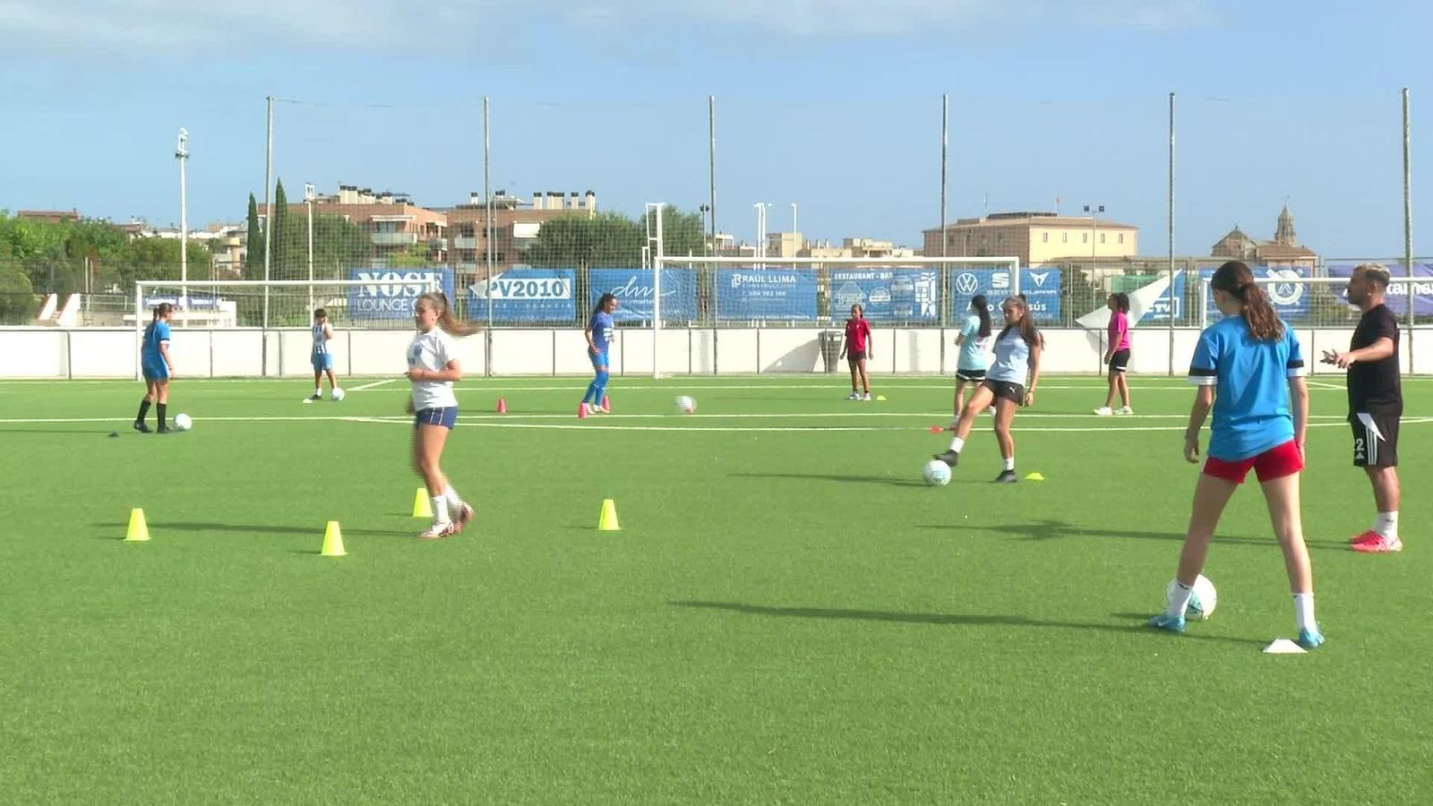 L061-BARCELONA CAMPUS TECNIFICACION FUTBOL FEMENINO