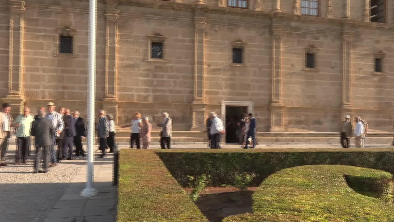 X045-SEVILLA BANDERA CEUTA PARLAMENTO