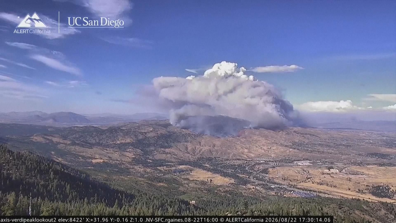 M008 EEUU CONTINUA INCENDIO EN RENO frame 2846