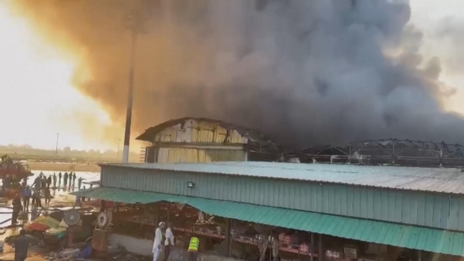 Incendio en Bangladés
