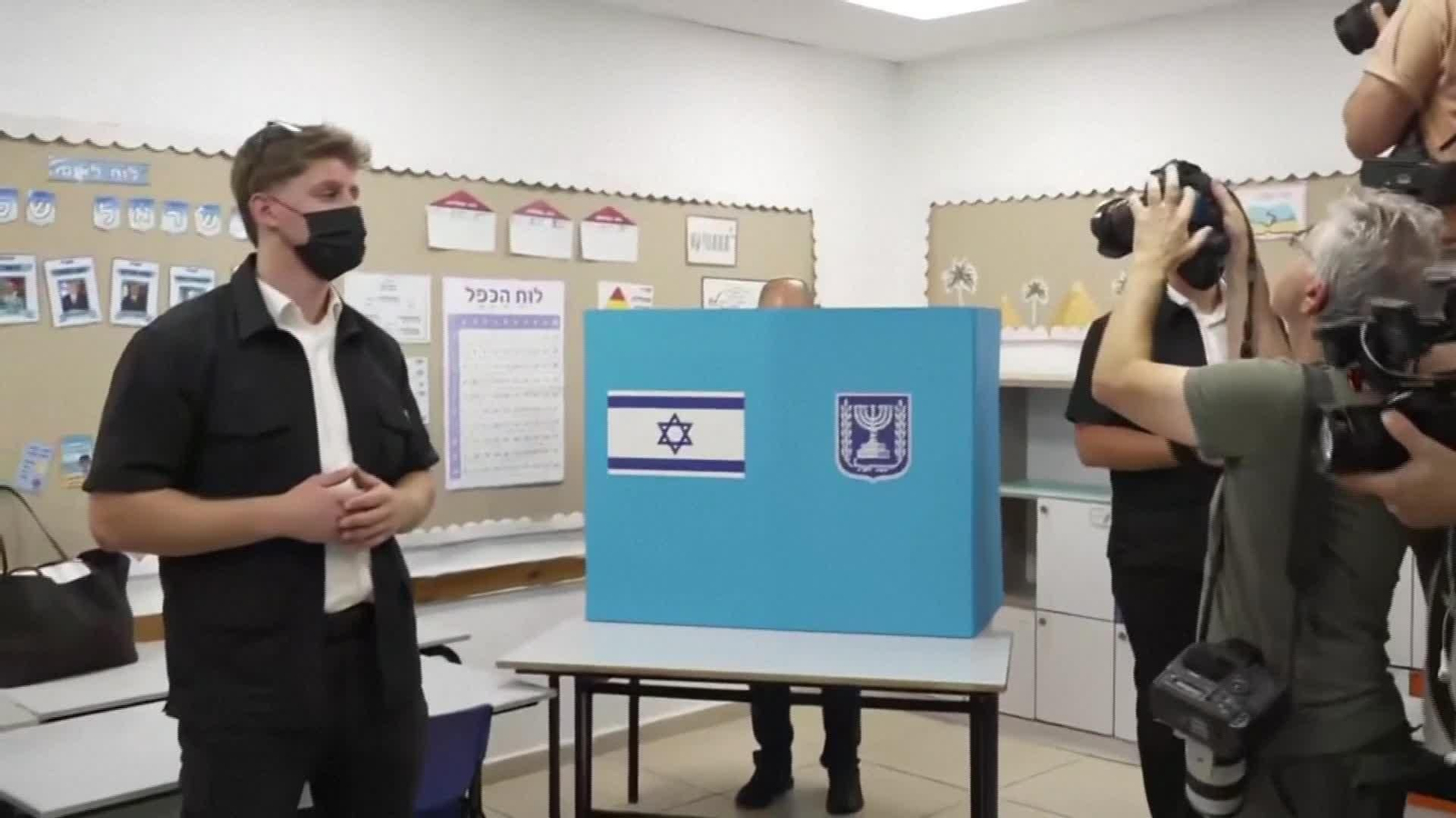 M005-ISRAEL ELECCIONES APERTURA URNAS
