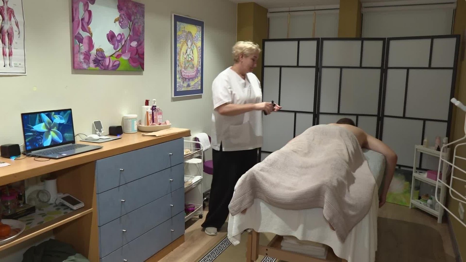 M030-VARIOS REACCIONES ANIVERSARIO UCRANIA EN ESPAÑA