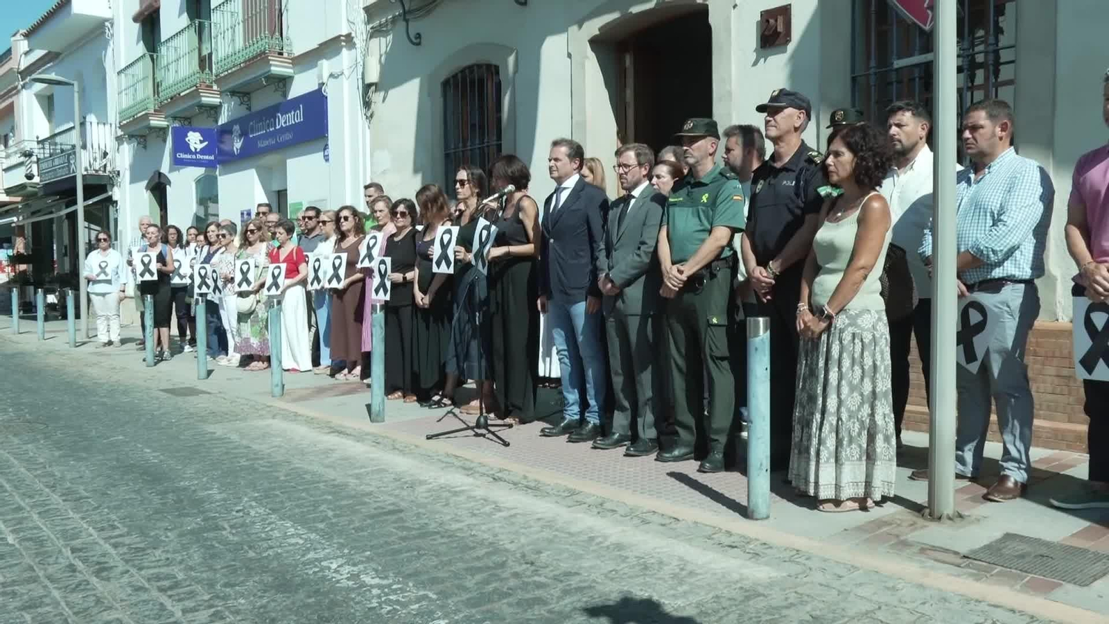 L040-EDI SEVILLA MINUTO SILENCIO VIOLENCIA GENERO