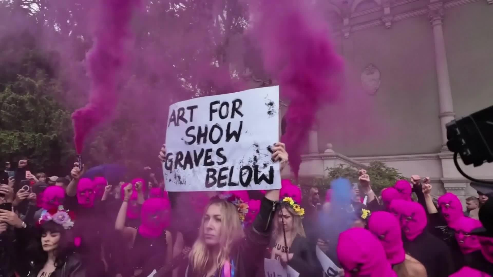 Empieza la Bienale más polémica en Venecia