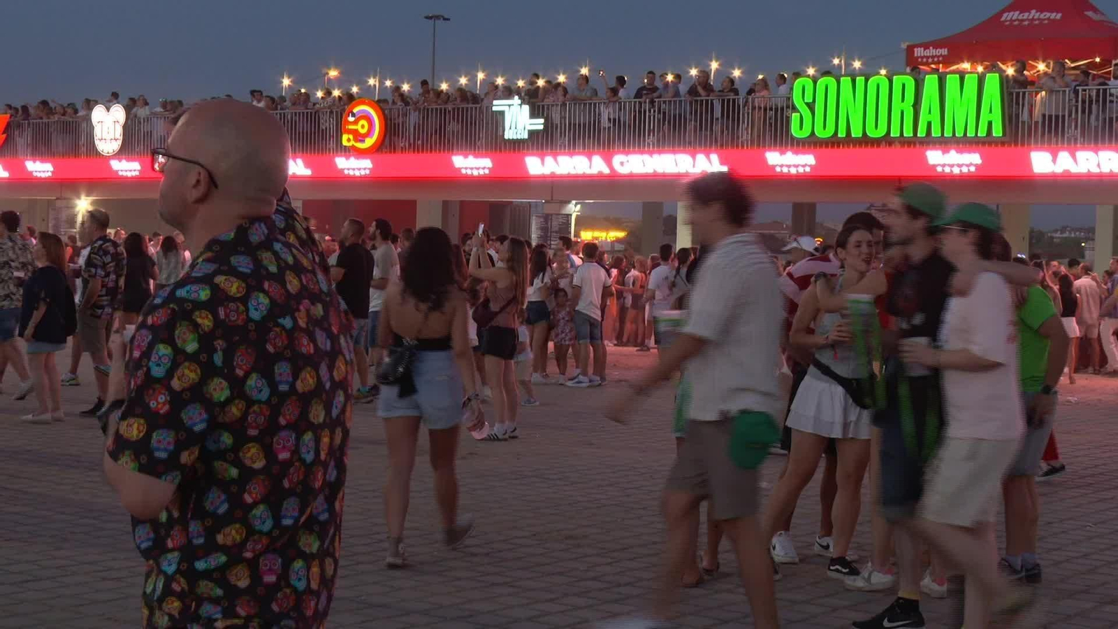 S013-BURGOS AMBIENTE SONORAMA ARANDA DE DUERO SABADO