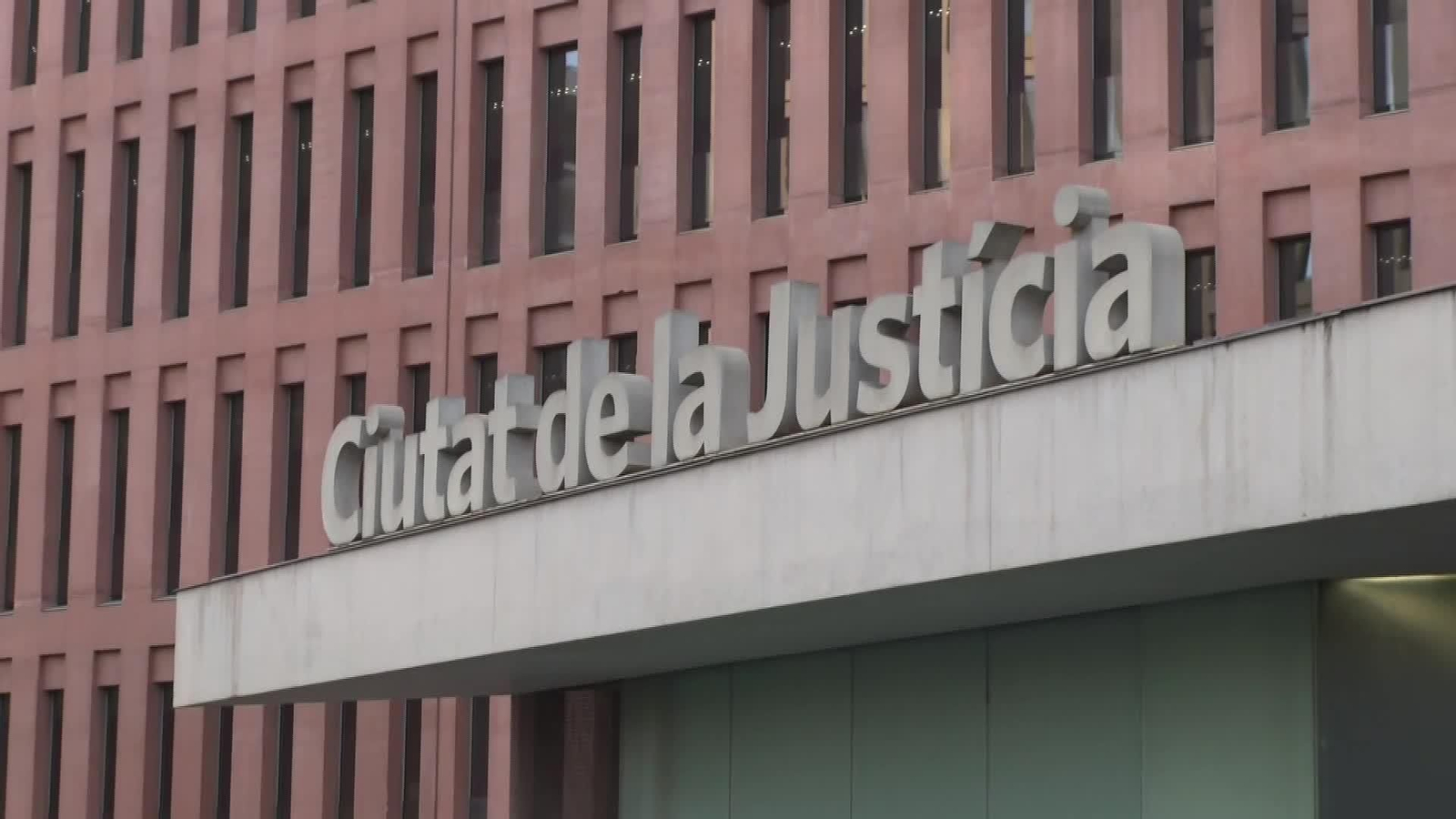 V030-BARCELONA JUICIO LAPORTA ESTAFA REUS ENTRADAS