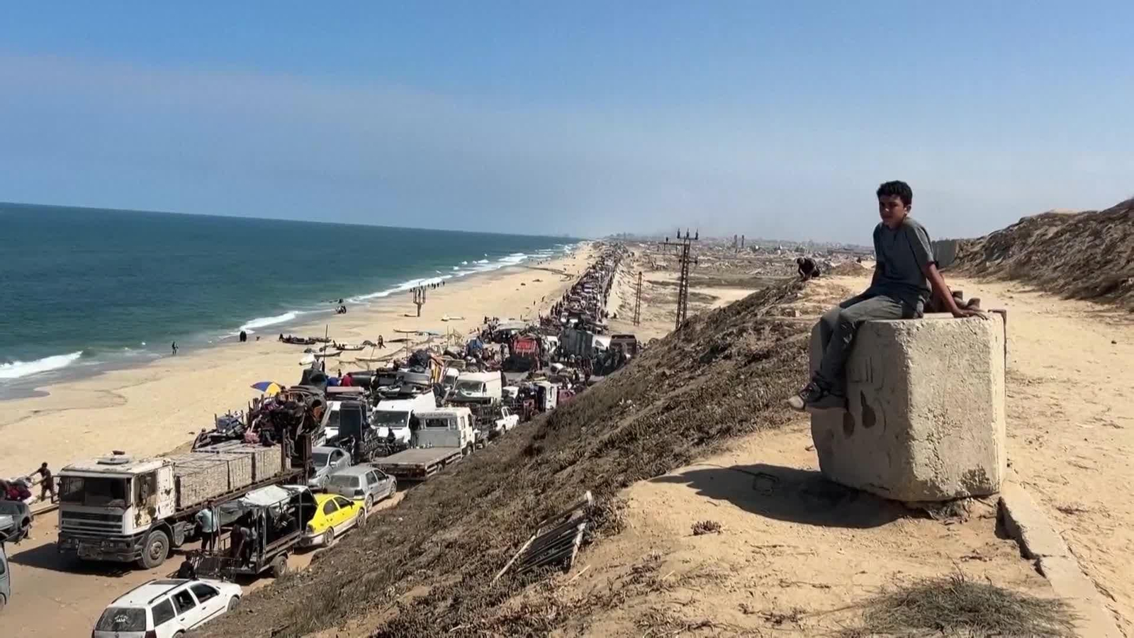 M048-GAZA EXODO DE GAZATIES AL SUR