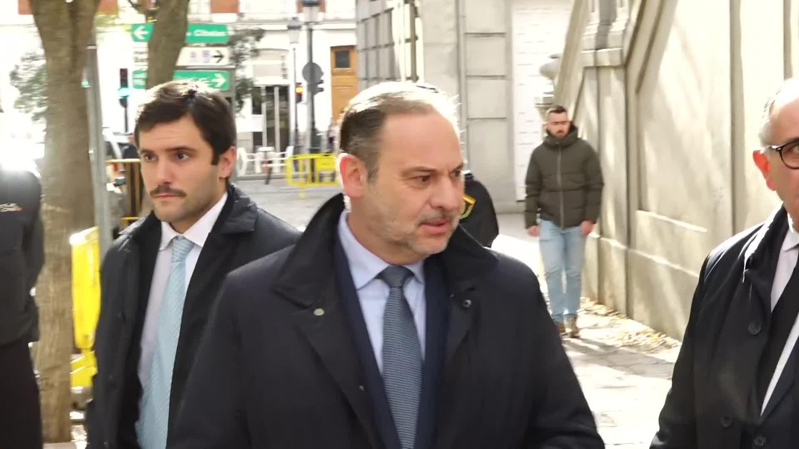 web abalos y la reu con otegi