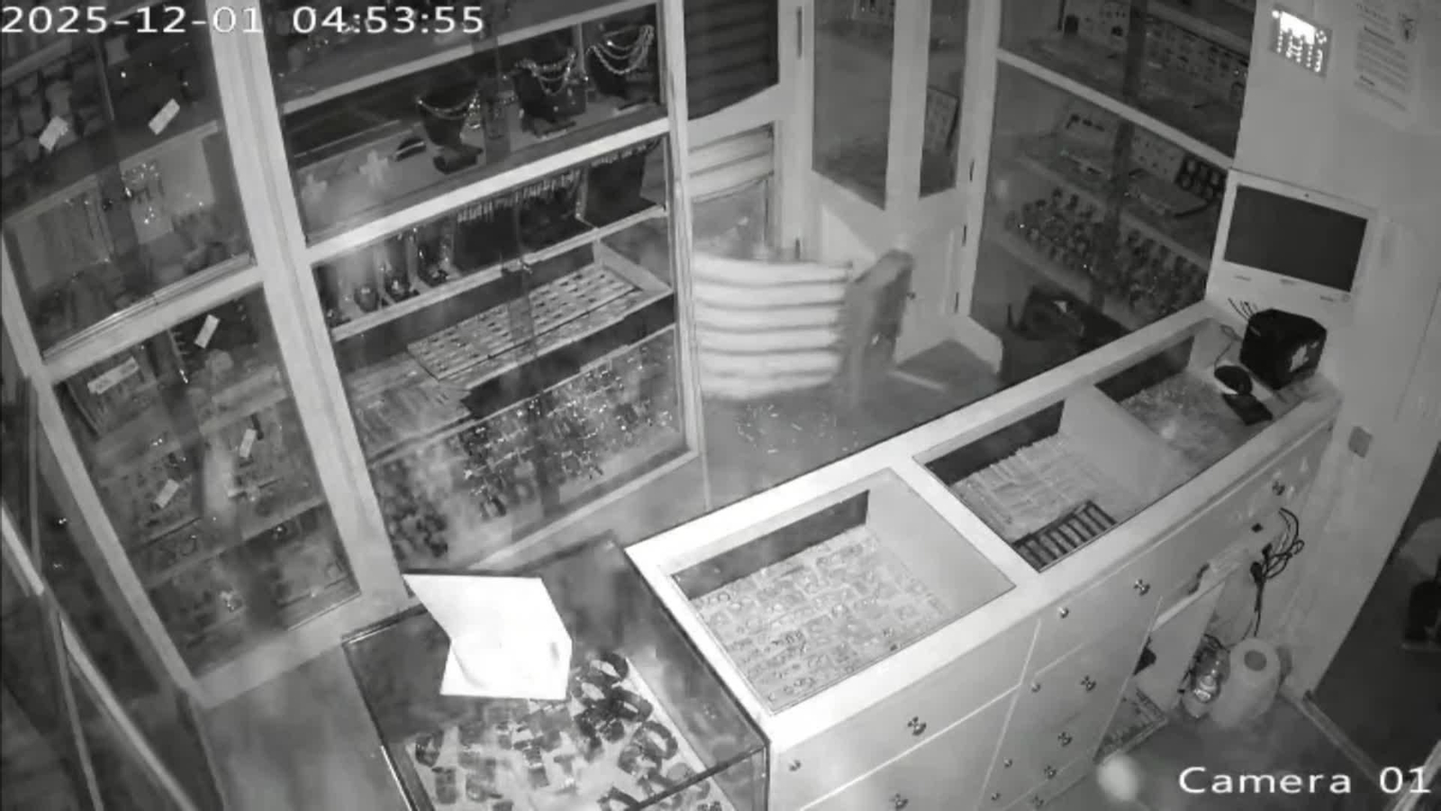 V042-CADIZ ATRACO JOYERIA JEREZ