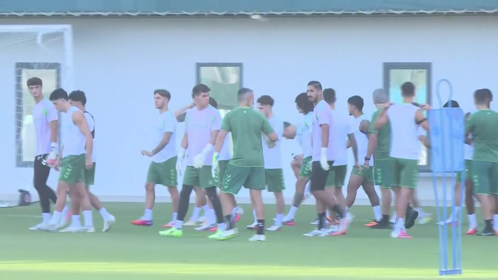 M045-SEVILLA ENTRENAMIENTO BETIS