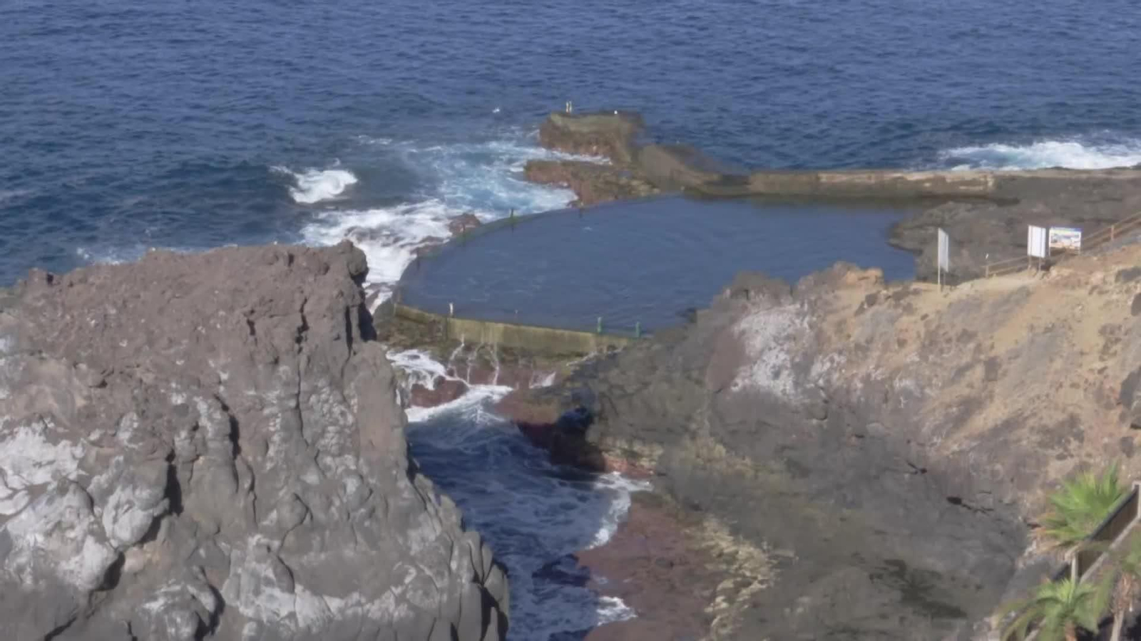 web ahogados los gigantes