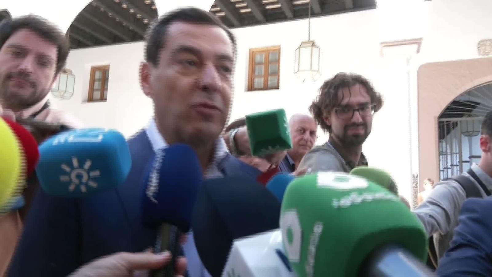 J052-SEVILLA JUANMA MORENO