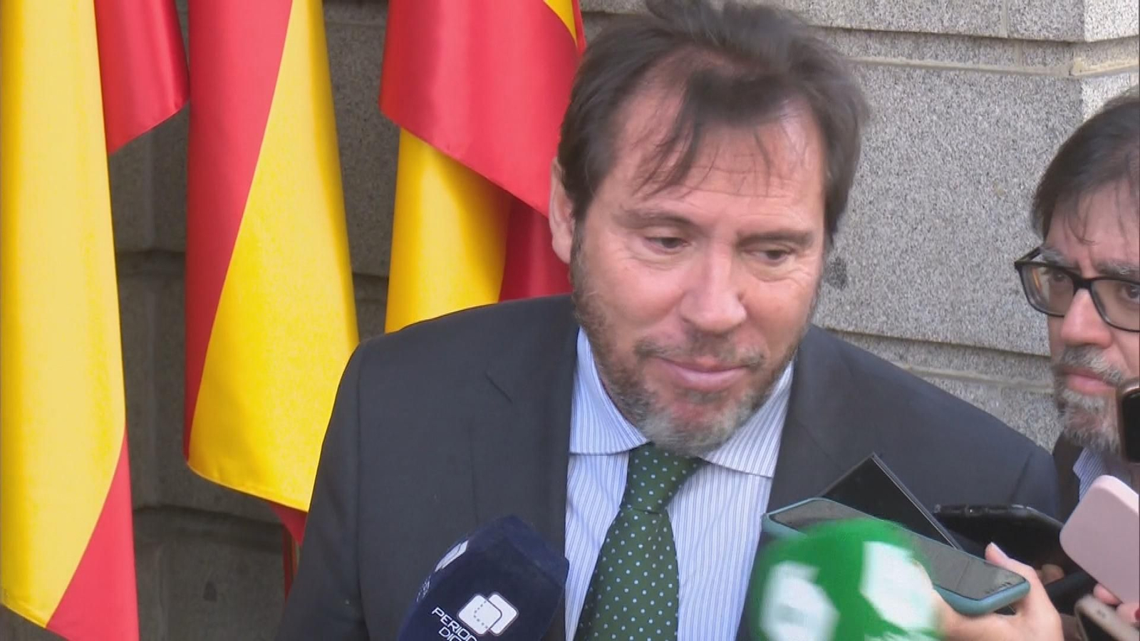 M057 MADRID TOTAL OSCAR PUENTE frame 155