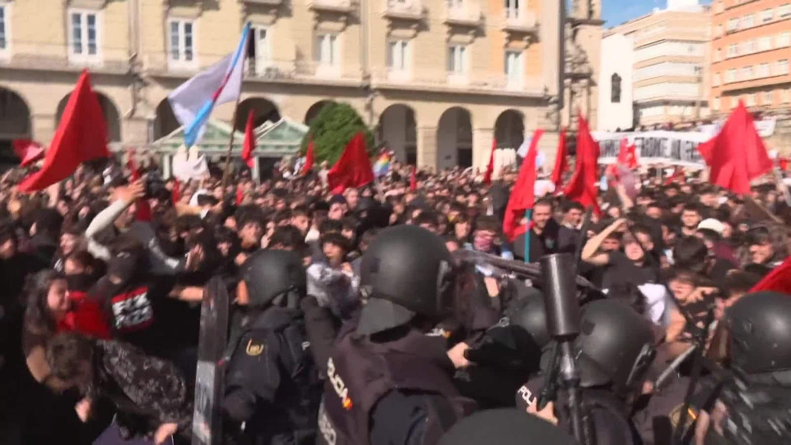 va cargas policiales a coruña
