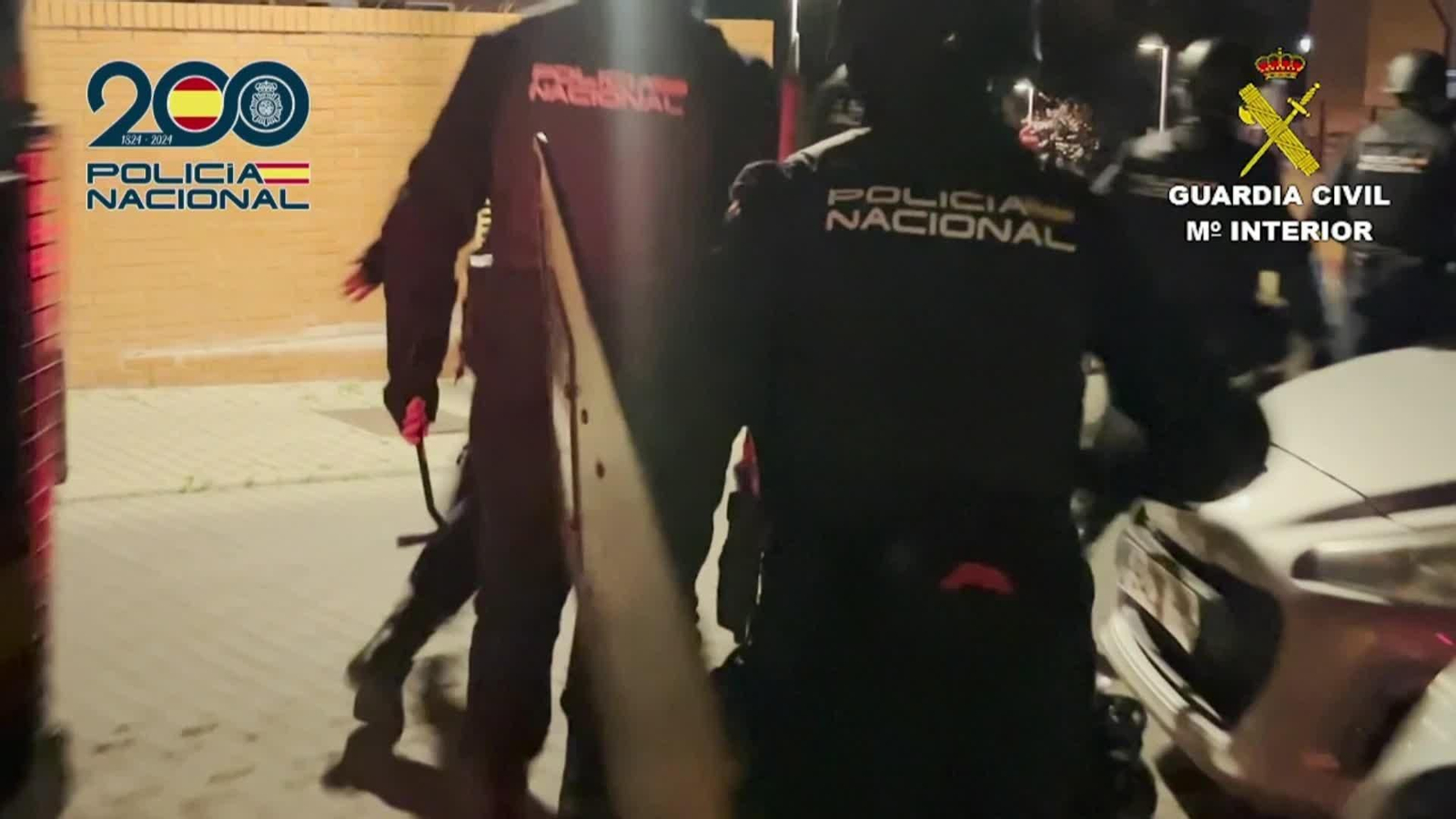 X017-IMAGENES POLICIA OP ROBO BANCOS