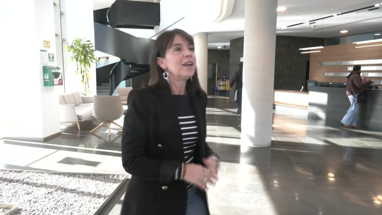 J051-SEVILLA SEGURIDAD MOVILES