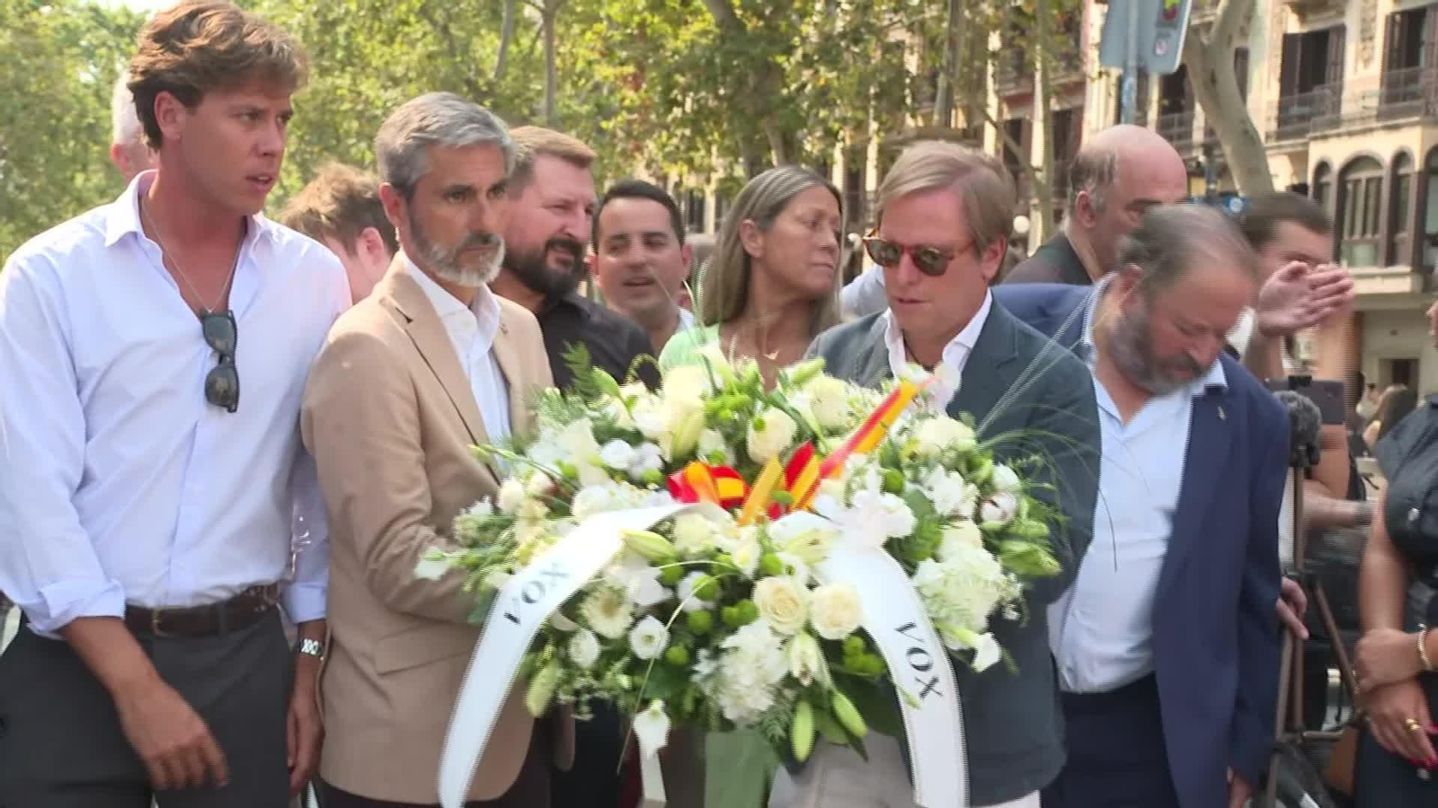 D034-BARCELONA HOMENAJES PP Y VOX ATENTADO 17A
