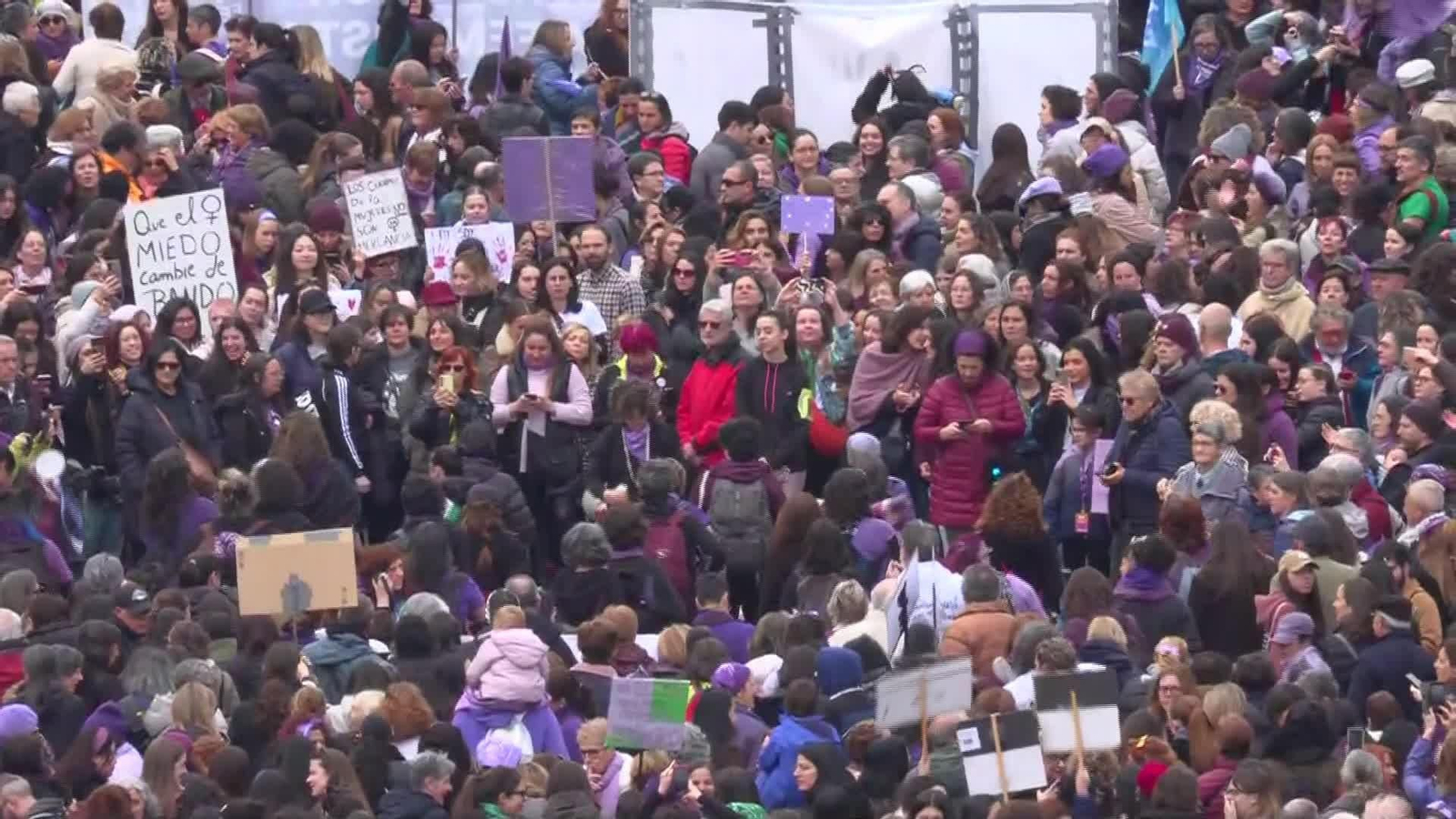 D020-MADRID MANI FEMINISTA 8M DIA INTERNACIONAL MUJER