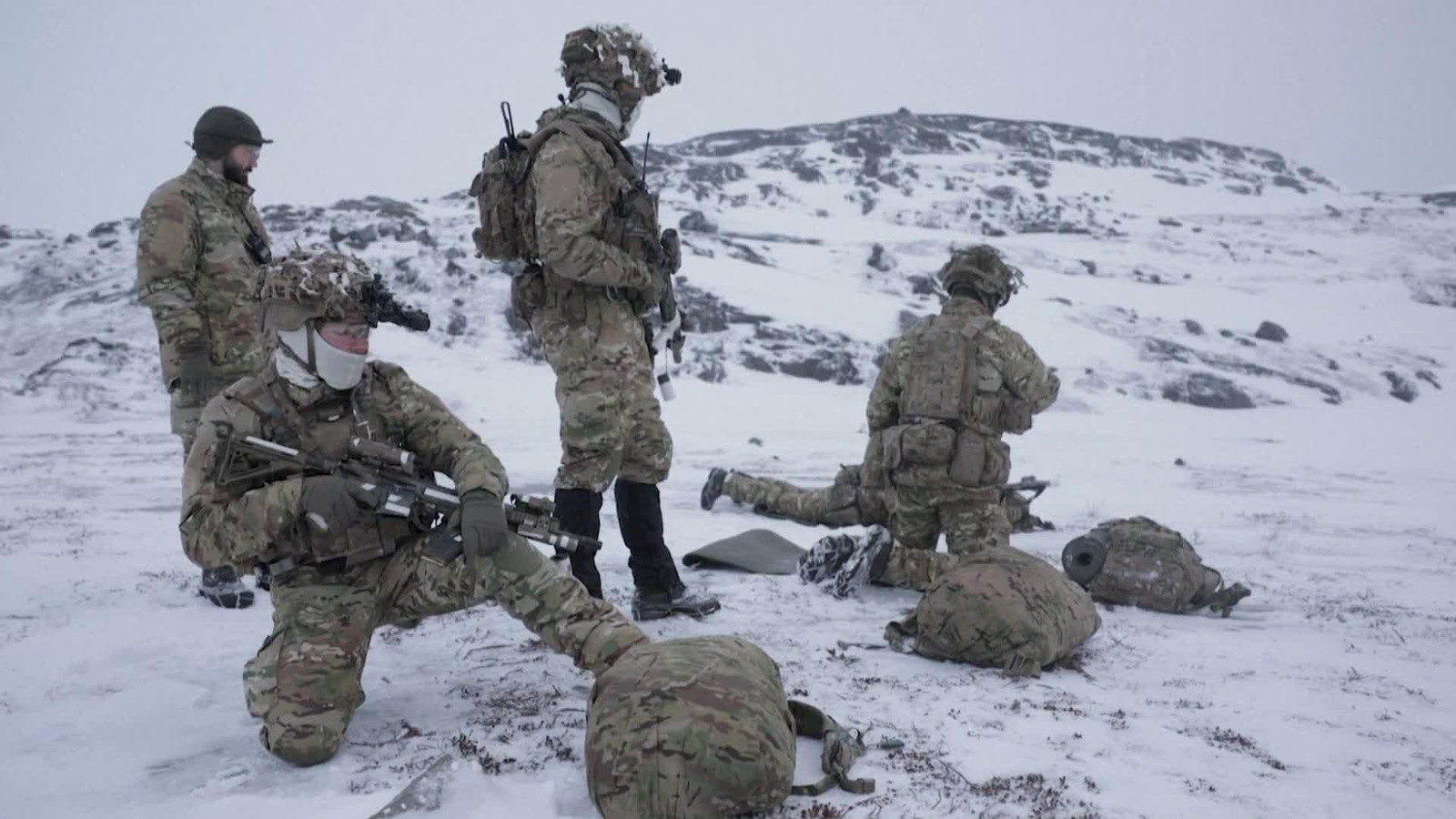 V060-GROENLANDIA MANIOBRAS MILITARES DANESES