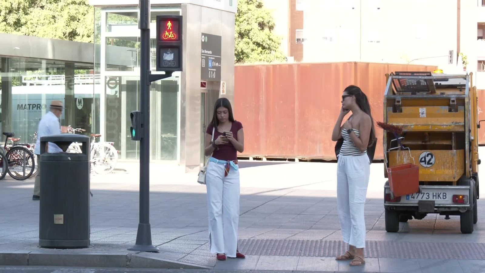 M053-SEVILLA PEATONES