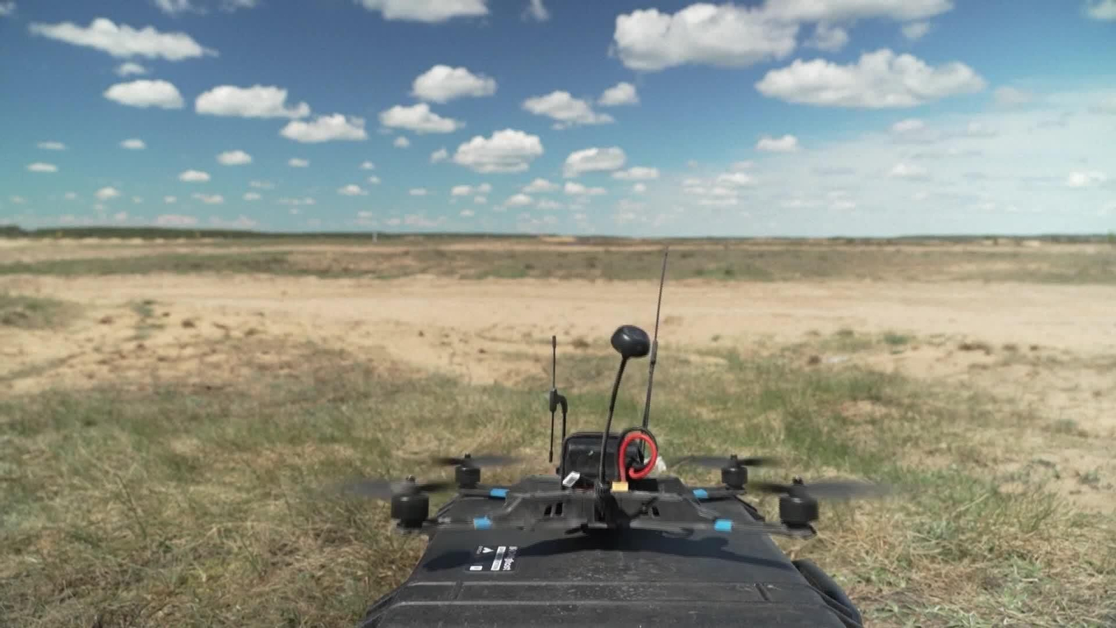 V056-LITUANIA LA OTAN PRUEBA TECNOLOGIA ANTIDRONES