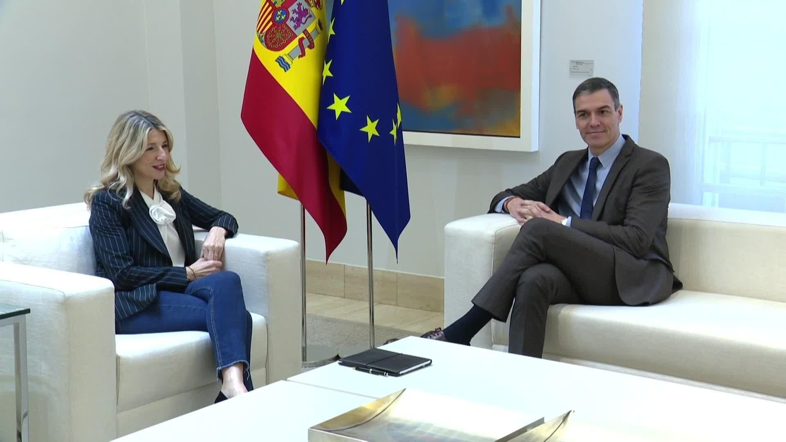 web reax situación del gobierno (quital total yolanda comprado)