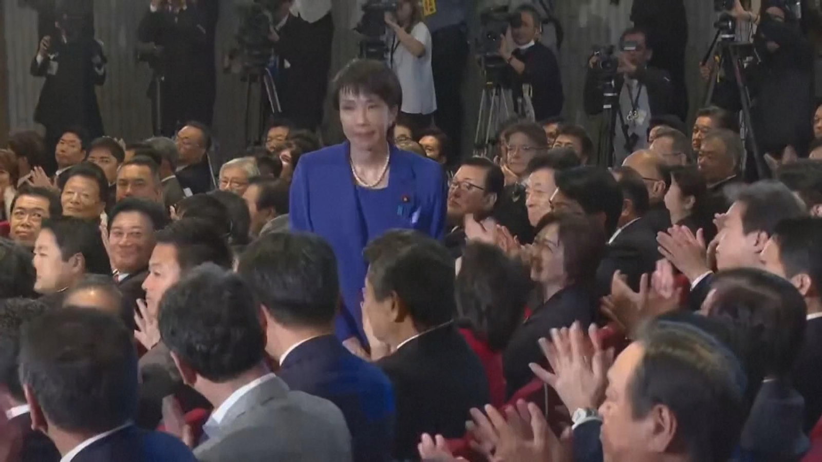 Sanae Takaichi se convierte en la primera mujer llamada a gobernar Japón