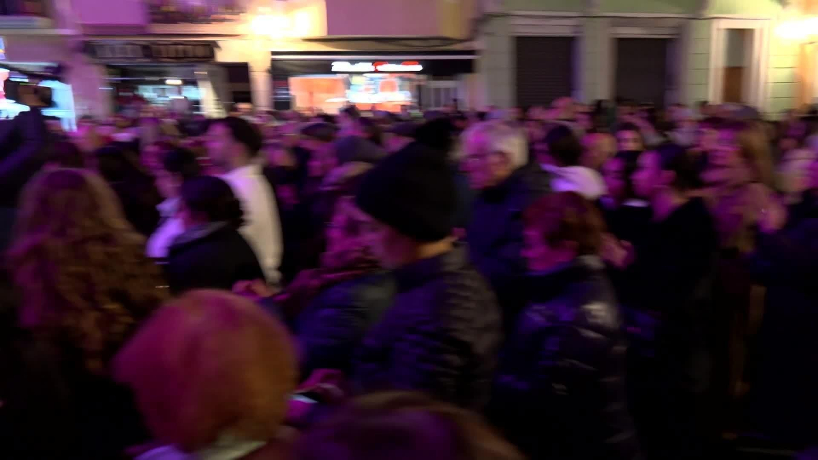 V029-BARCELONA CONCENTRACION AGRESION MADRE E HIJA