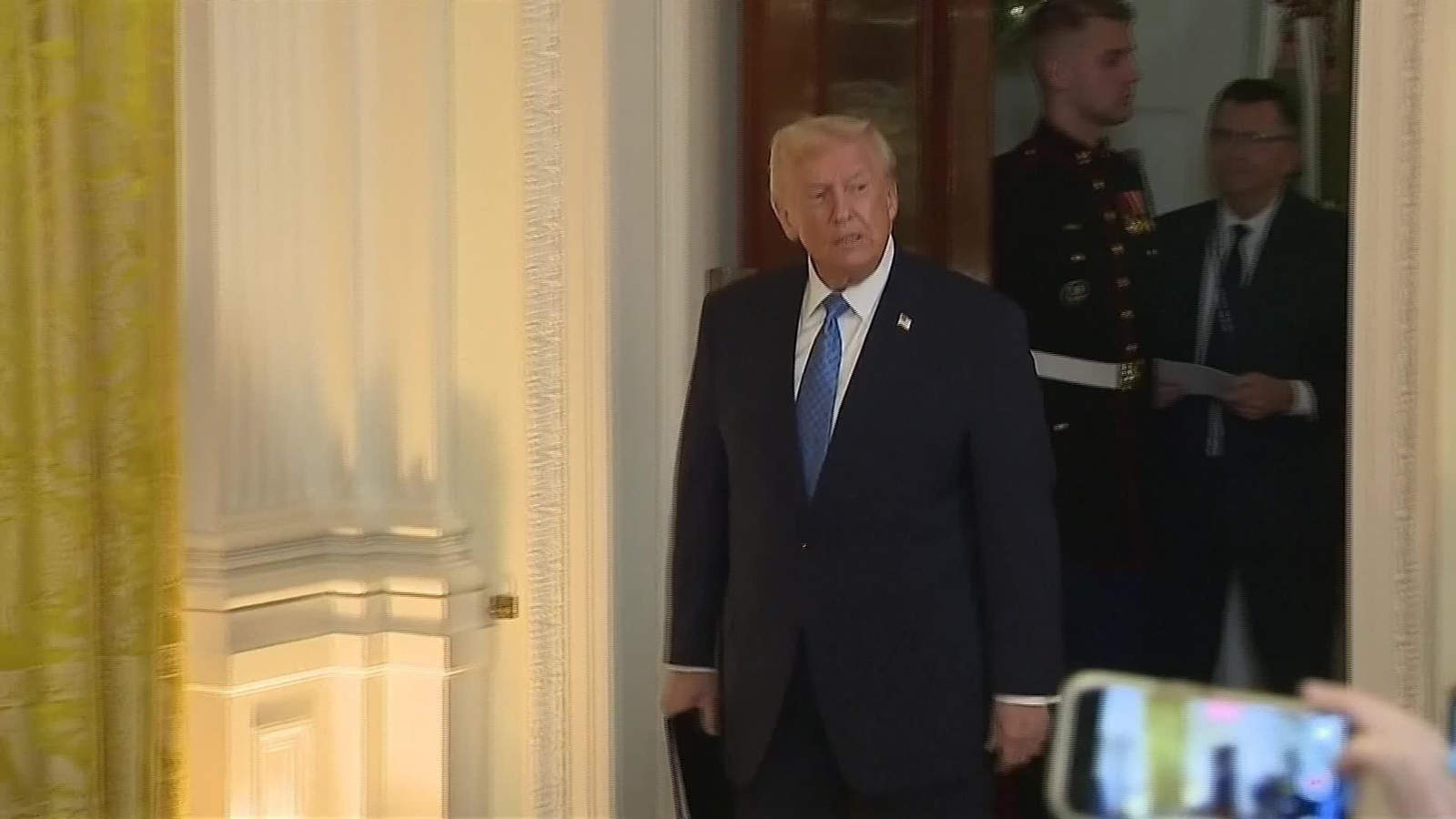 X005-EEUU TRUMP CON JUDIOS EN JANUCA