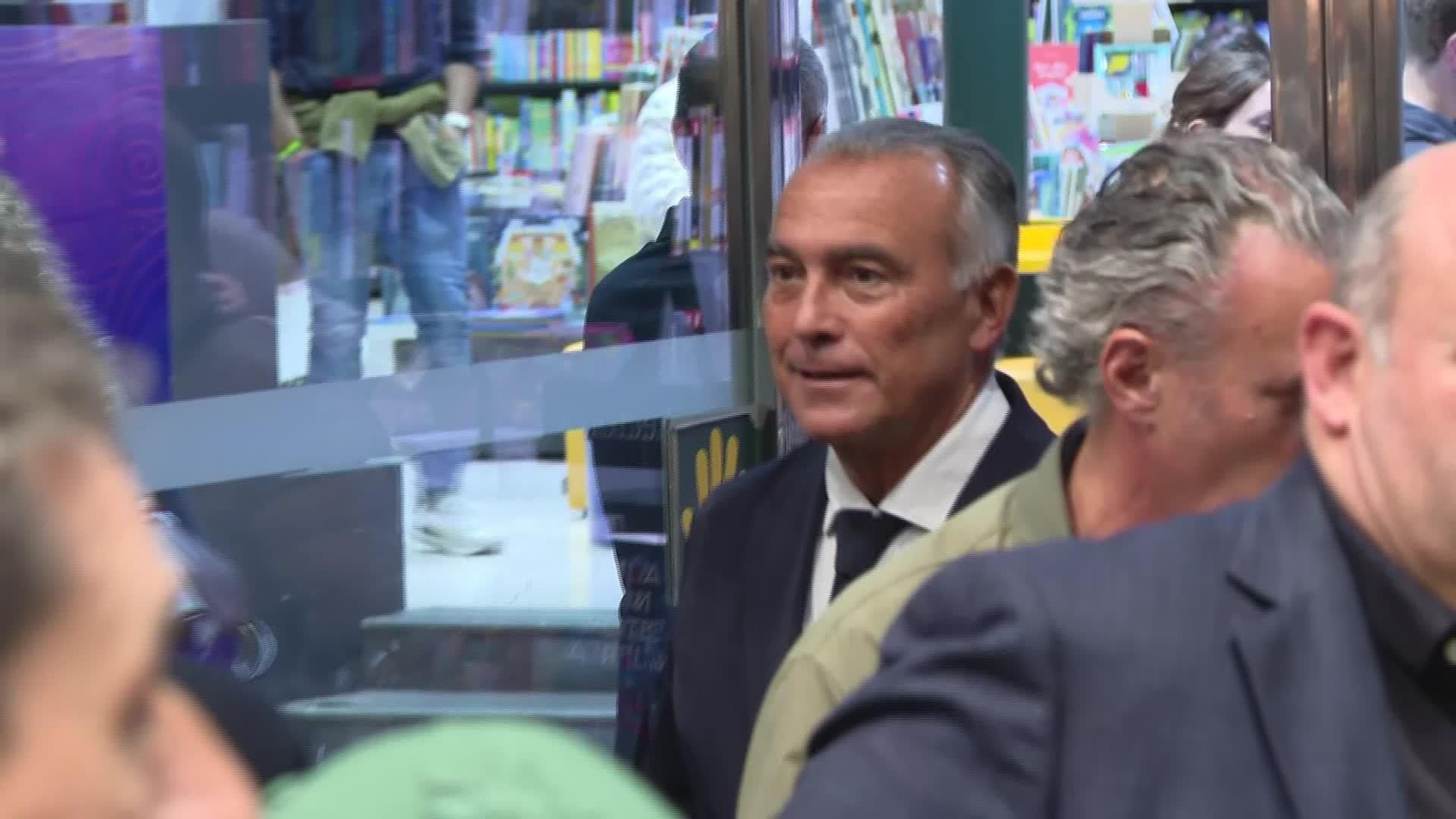 J101-BARCELONA PRESENTACION LIBRO XABI TORRES